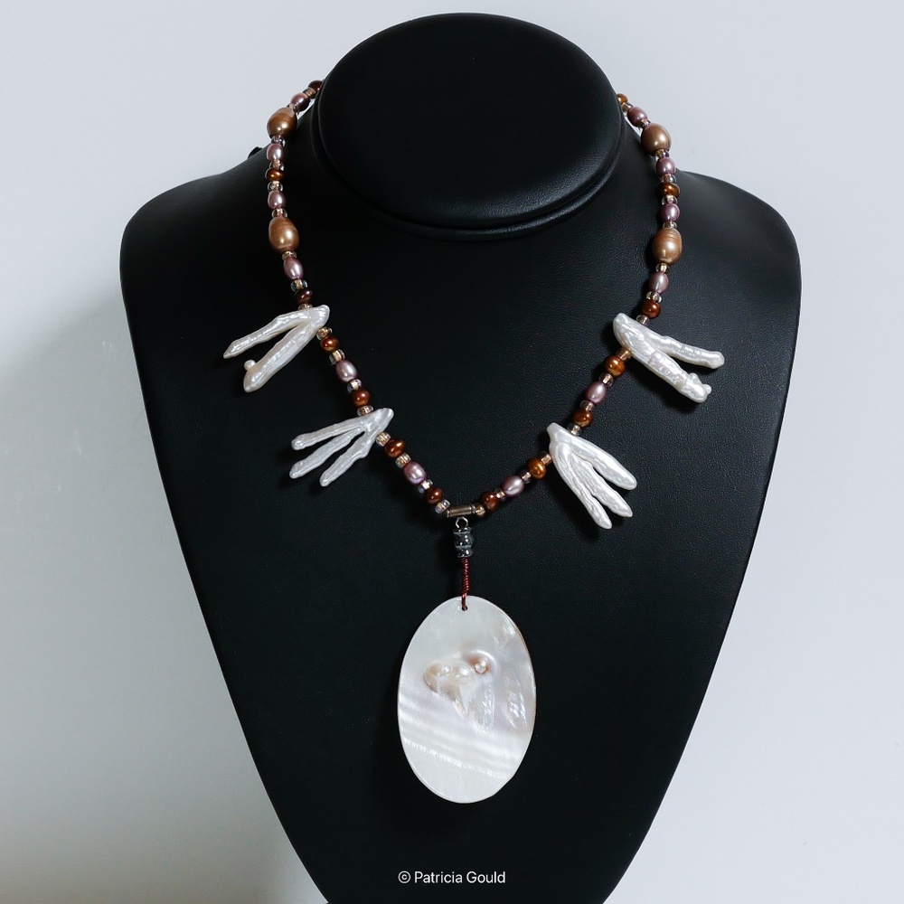 New - N8 - Blister and freshwater pearl necklace - Handmade - One of a kind